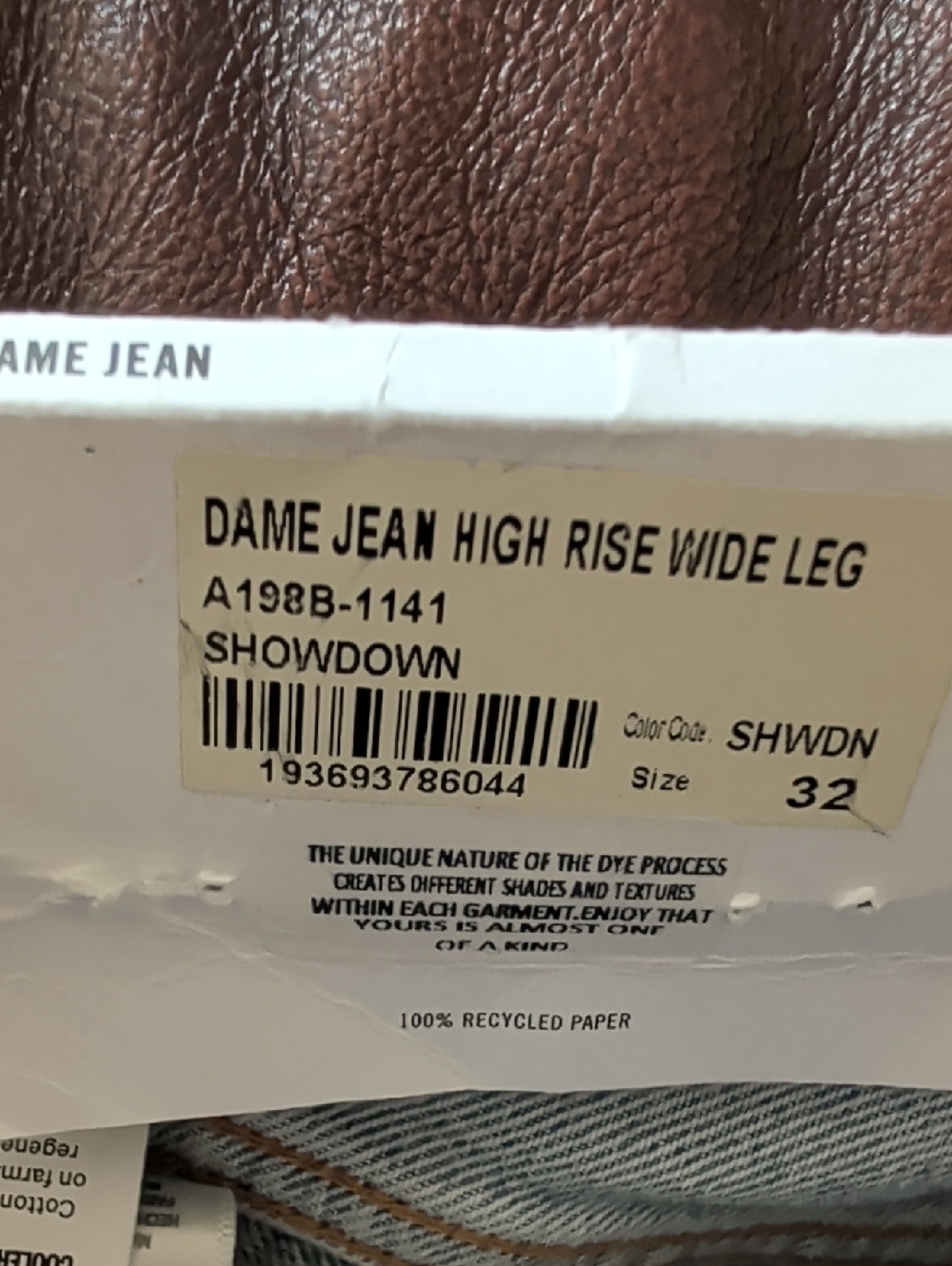 AGOLDE Dame High-Rise Wide-Leg Jeans in Light Blue - Picture 12 of 15